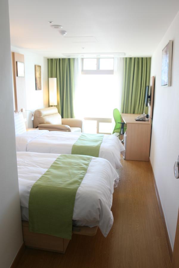 Gunsan Apple Tree Hotel Екстер'єр фото