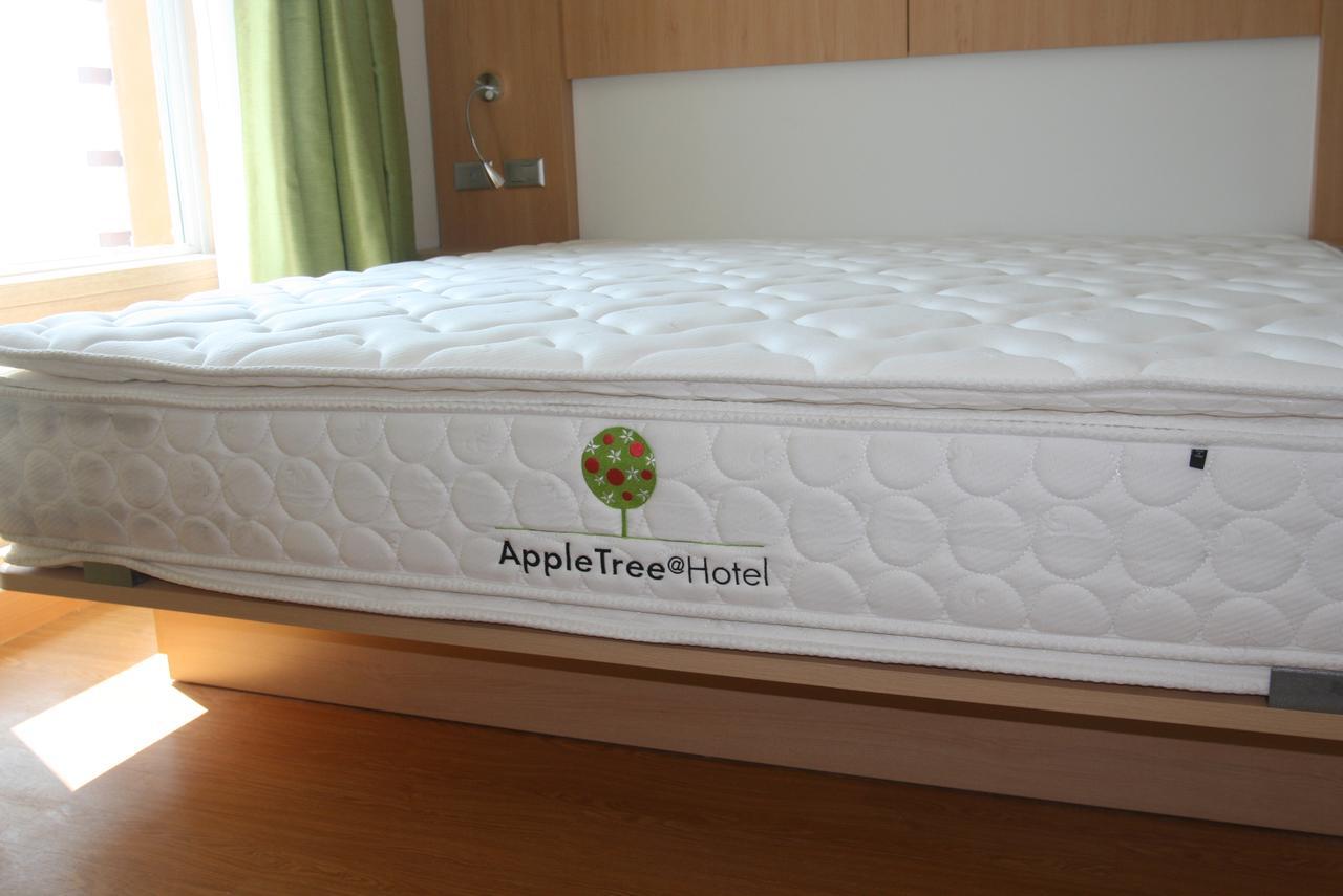 Gunsan Apple Tree Hotel Екстер'єр фото