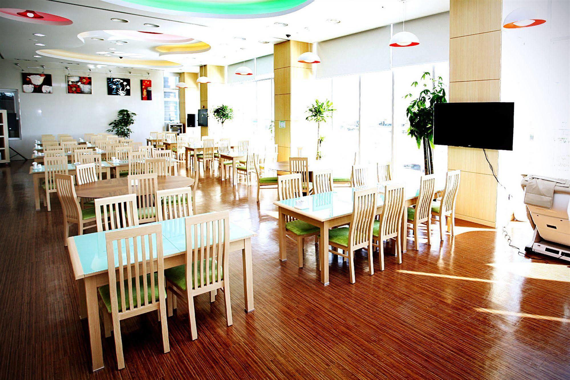 Gunsan Apple Tree Hotel Екстер'єр фото