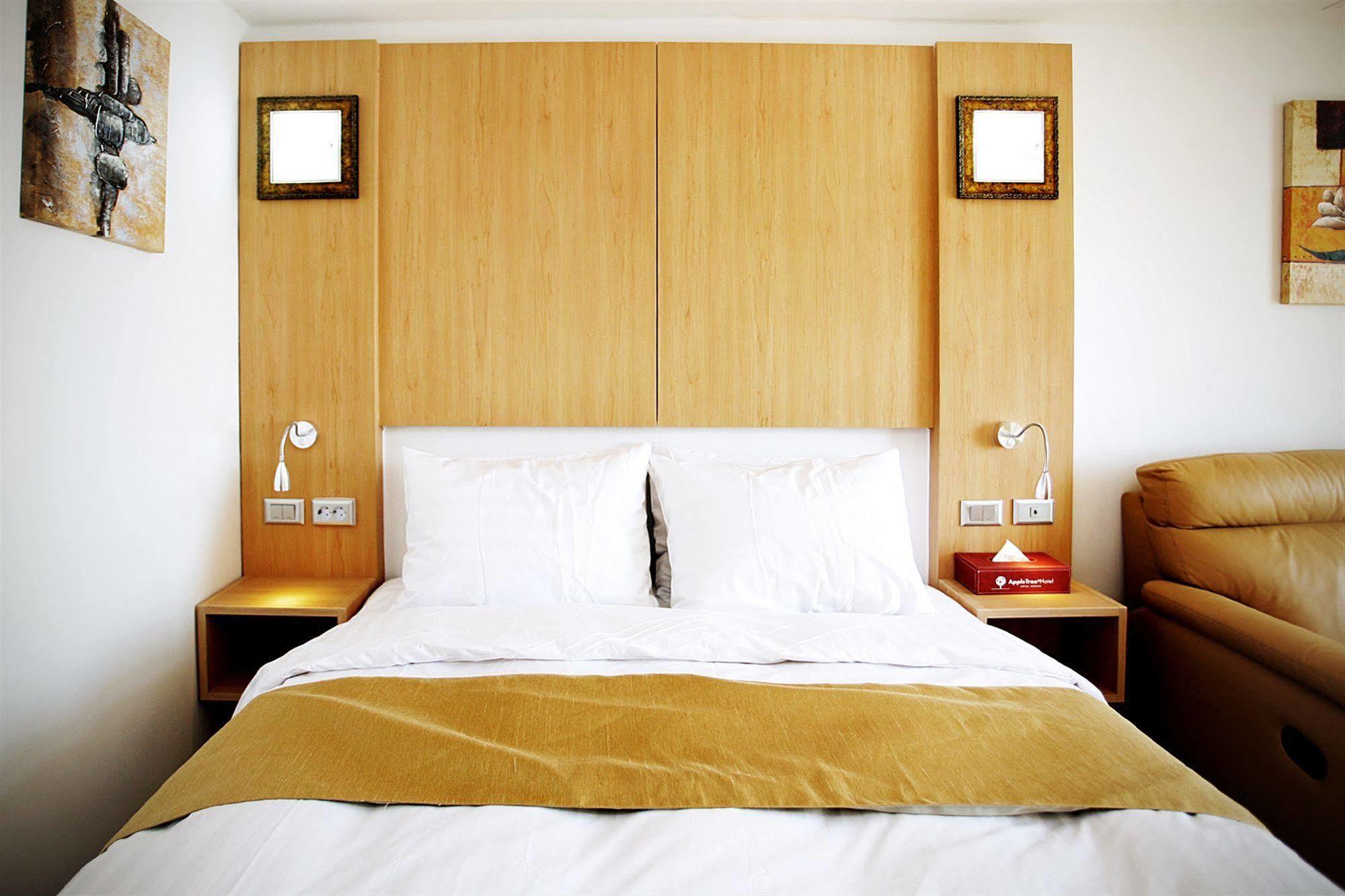 Gunsan Apple Tree Hotel Екстер'єр фото
