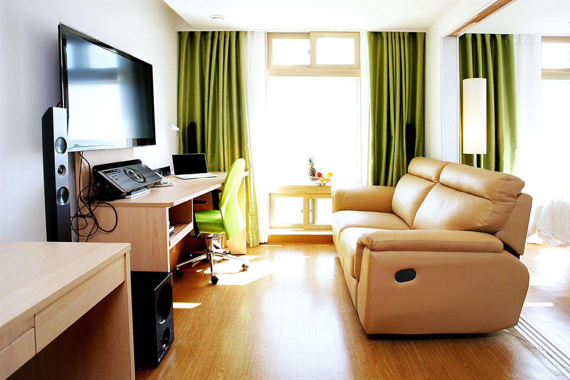 Gunsan Apple Tree Hotel Екстер'єр фото